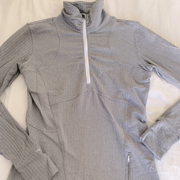 Lululemon women’s 3/4 zip - size 8 - Picture 1 of 8